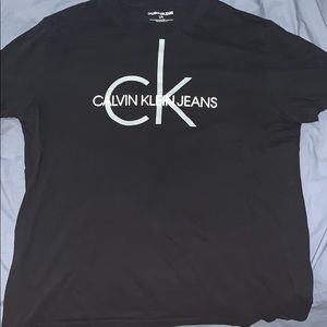Calvin Klein Tee